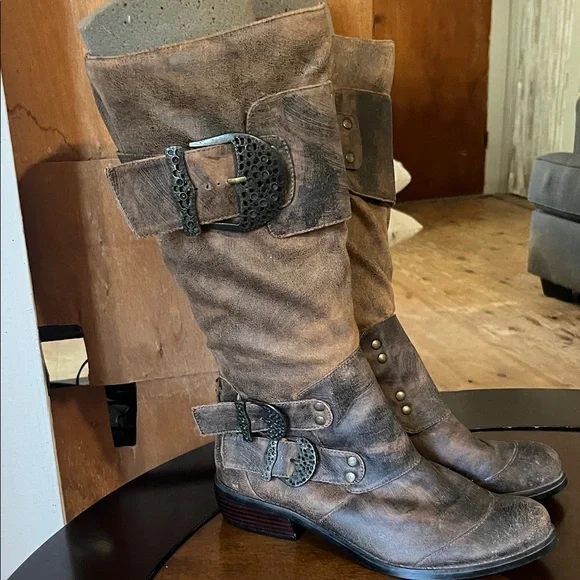 Two Lips Brown Steampunk Boots - Picture 2 of 9